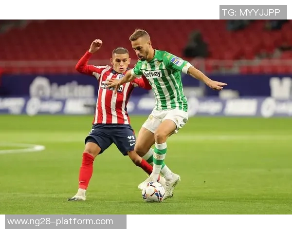 中超精彩对决国米4-0轻取里昂战术解析与绝杀瞬间回顾